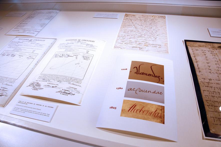 Detalle de la evolución de los grafismos de escritura del nombre de Alcobendas a lo largo del tiempo